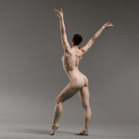 Elle life drawing poses 01 — figure reference